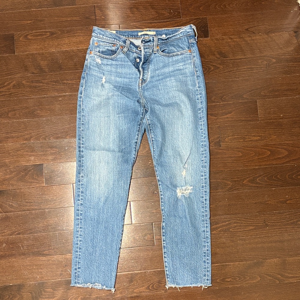 Classic Levi’s Wedgie Straight Blue Denim Jeans